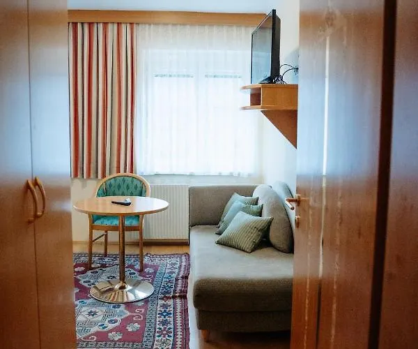 ホテル Schattleitner